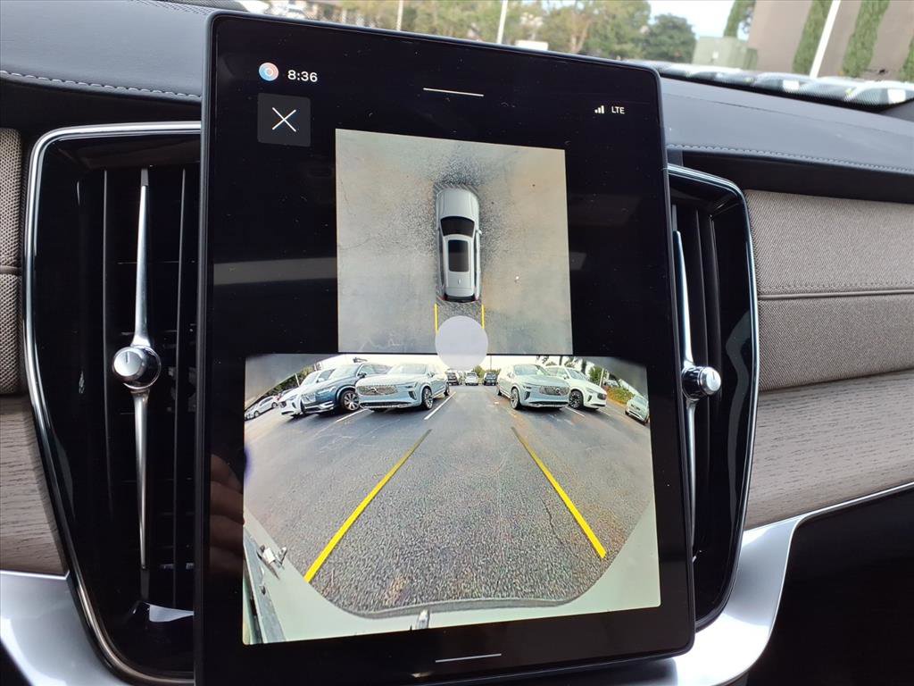 New 2026 Volvo XC90 B6 Plus w/ Protection Package Premier AWD/4WD image 19