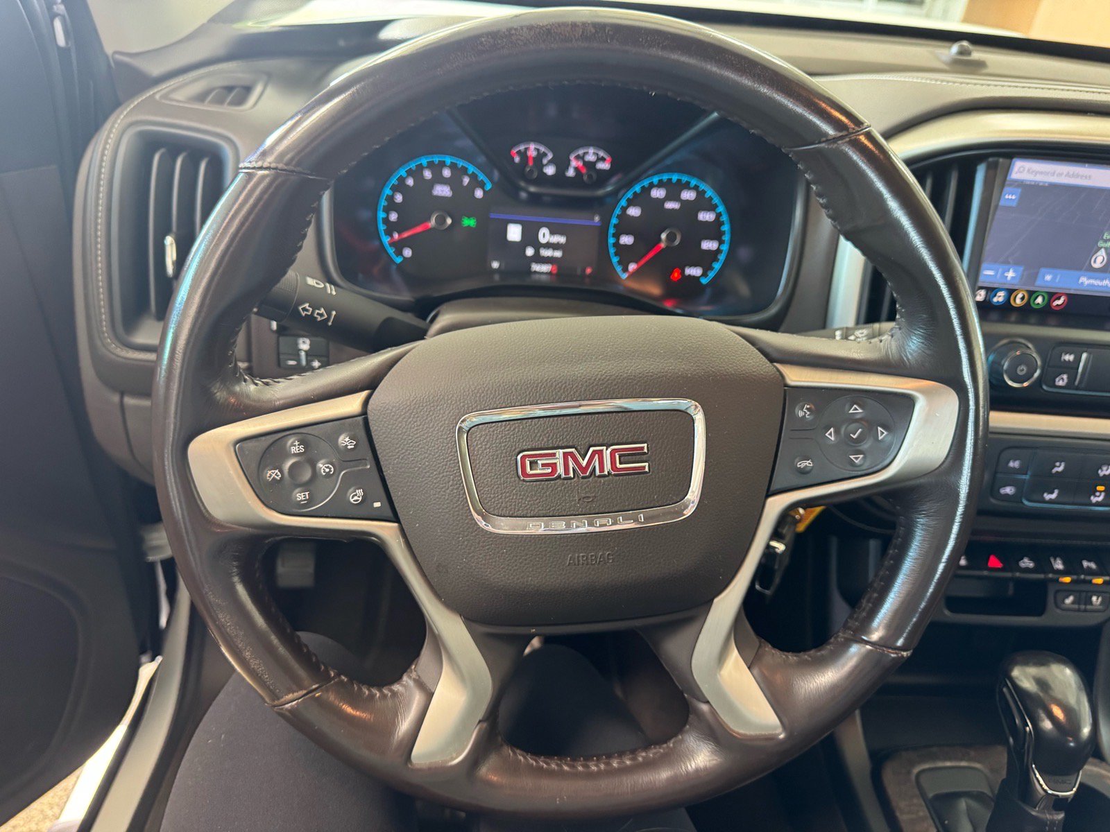 Used 2022 GMC Canyon Denali AWD/4WD image 31