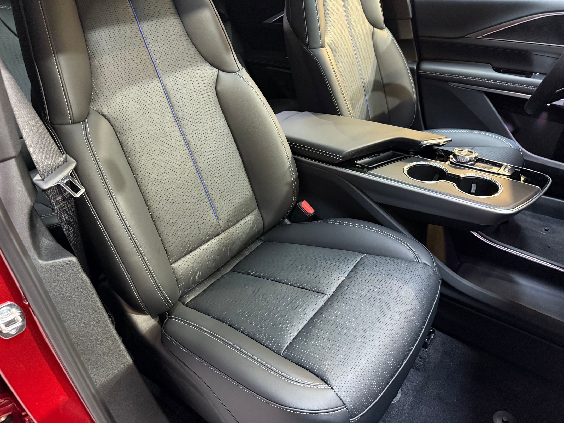 New 2025 Cadillac Lyriq Sport image 56