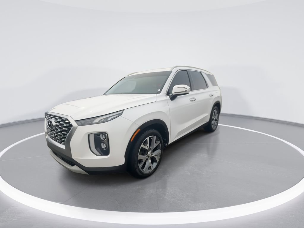 Used 2020 Hyundai Santa Fe SEL w/ Convenience + Premium Package image 4