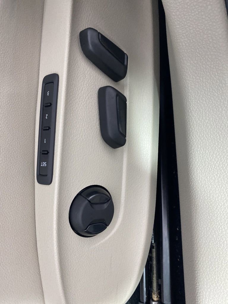 Used 2020 Volkswagen Passat 2.0T SEL image 23