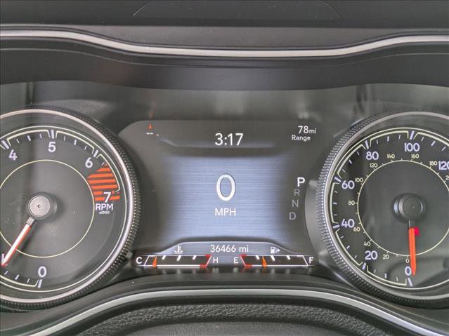 Used 2019 Jeep Cherokee Limited FWD image 11