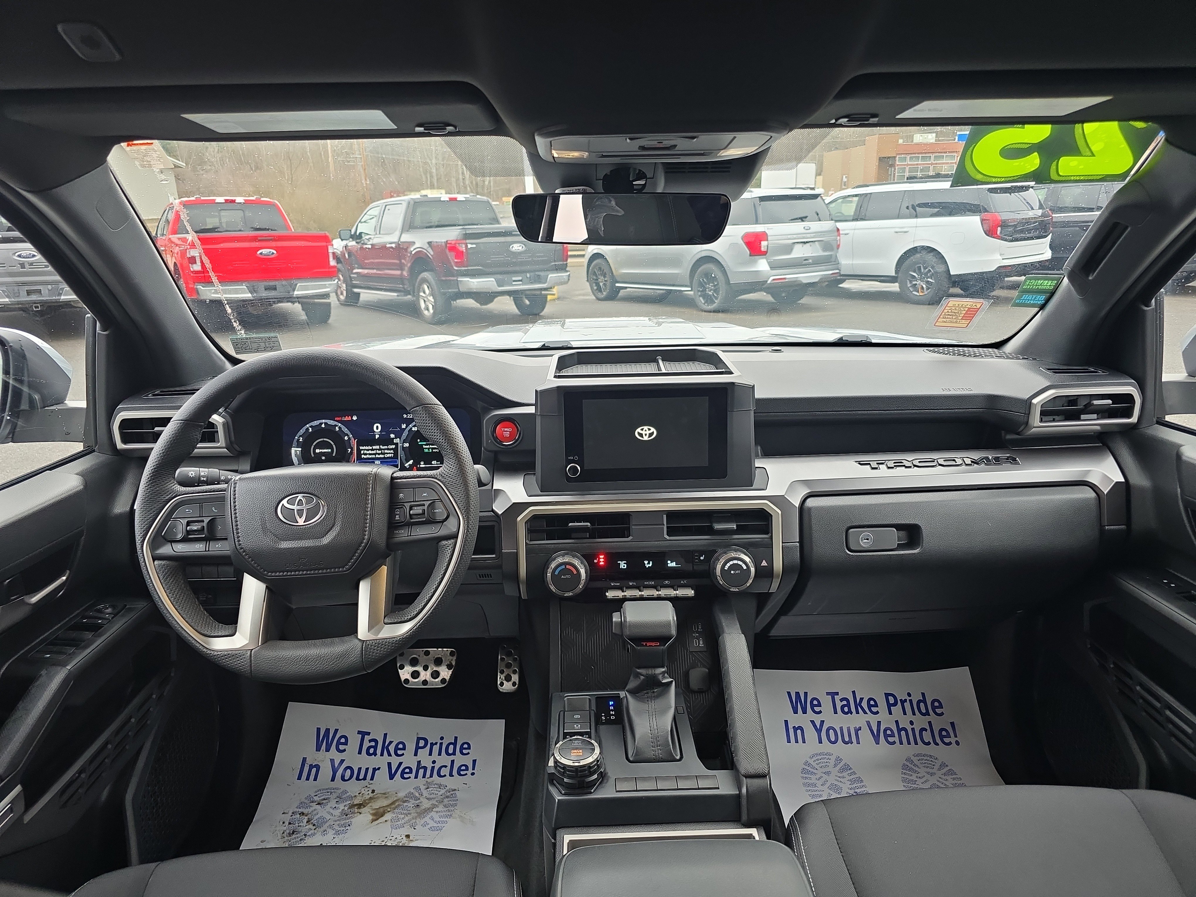 Used 2025 Toyota Tacoma TRD Sport image 15