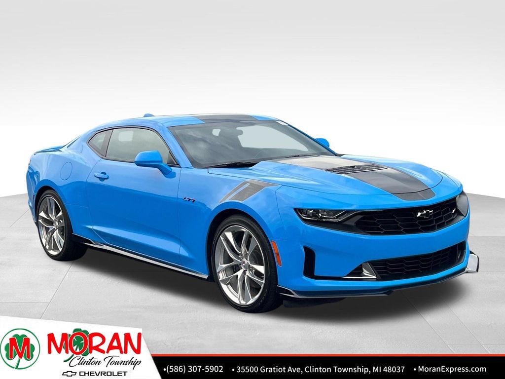 Used 2023 Chevrolet Camaro LT w/ Design Package 2 RWD image 9