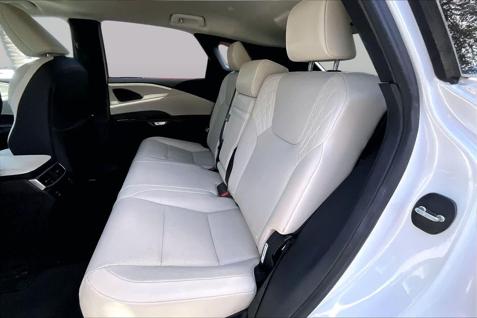 Used 2024 Lexus RX 350 Premium w/ Accessory Package (Z1) FWD image 21