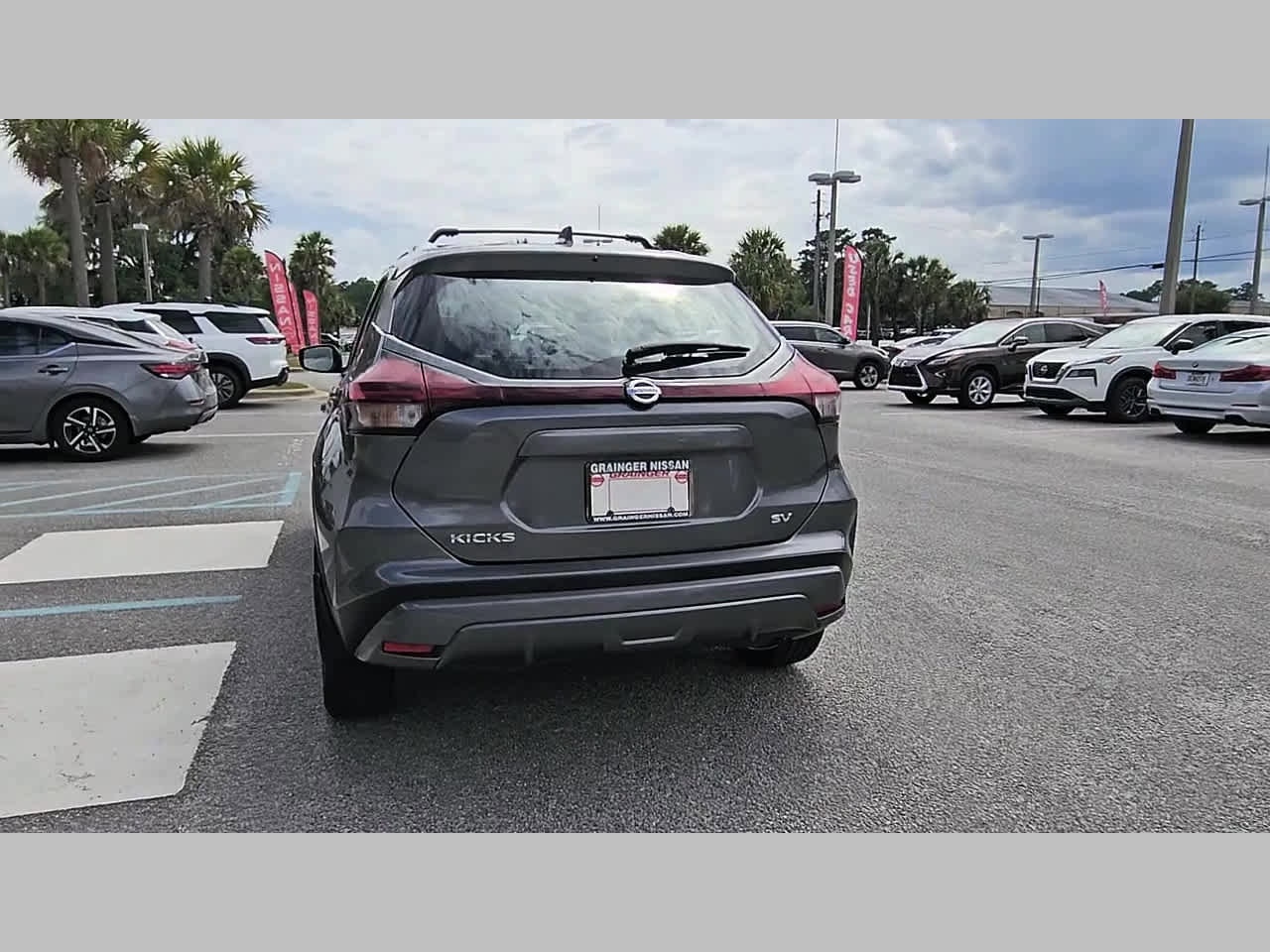 Used 2021 Nissan Kicks SV FWD image 30