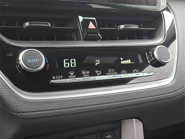 Used 2025 Toyota Corolla Cross AWD Hybrid image 15