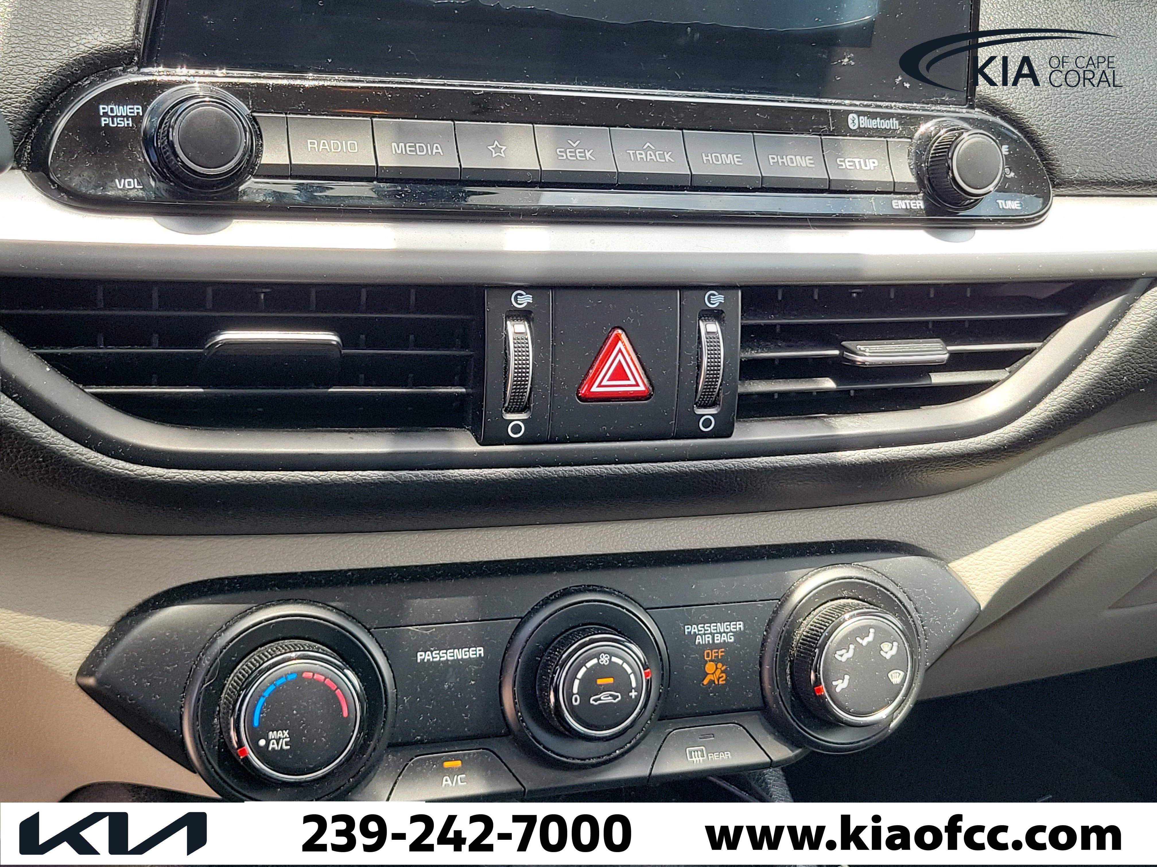 Used 2020 Kia Forte LXS FWD image 21