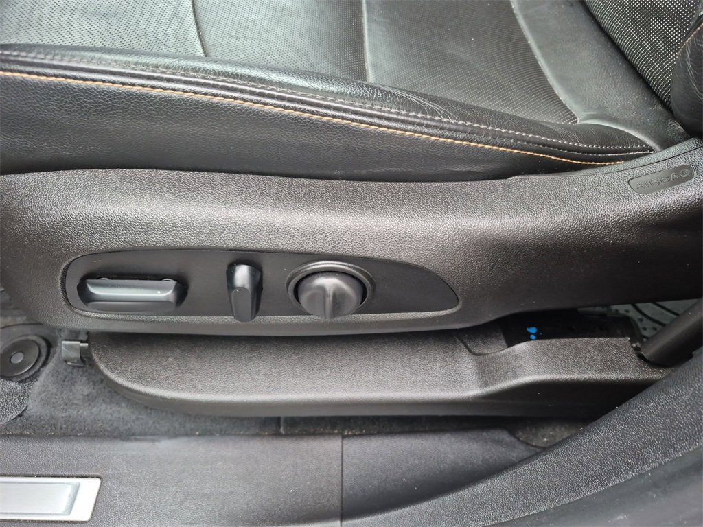 Used 2018 Chevrolet Equinox Premier image 19