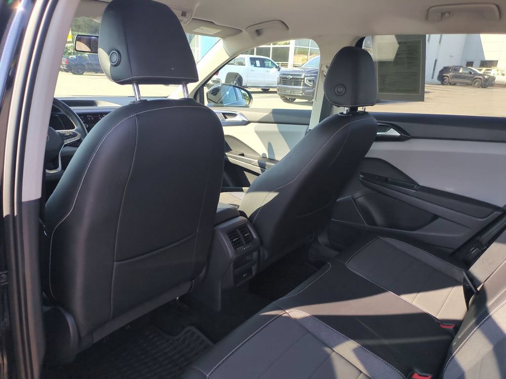 Used 2022 Volkswagen Taos SE AWD/4WD image 30