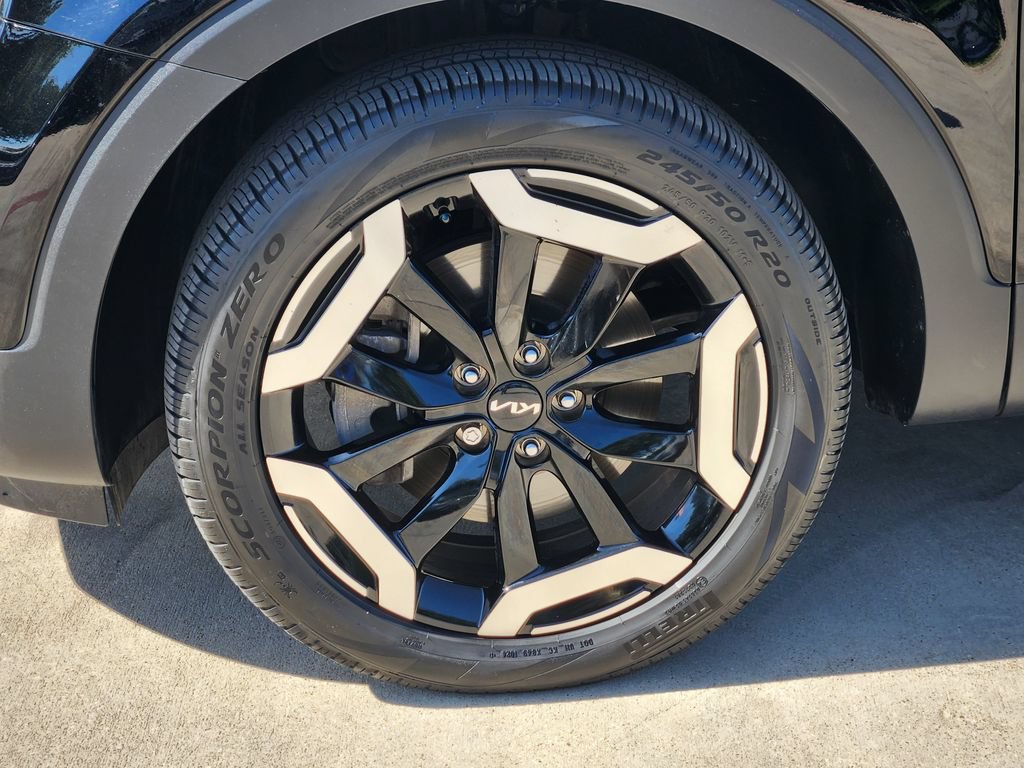 Certified 2024 Kia Telluride EX w/ EX Captain's Chair Package AWD/4WD image 19