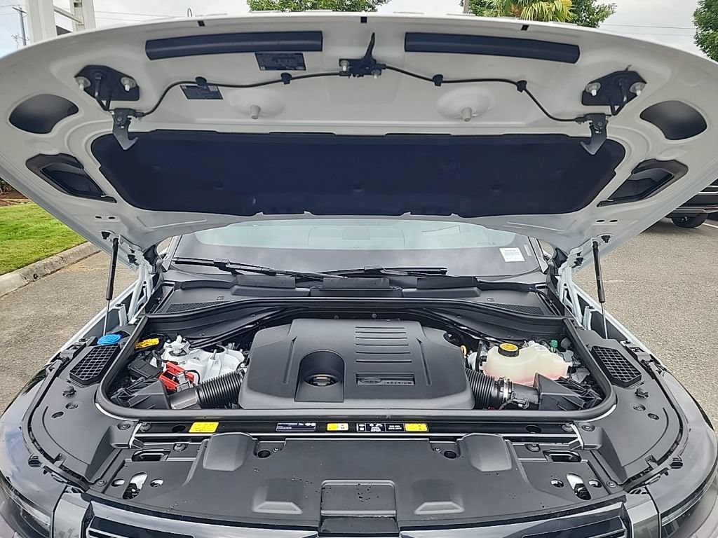 New 2026 Land Rover Range Rover SE AWD/4WD image 30