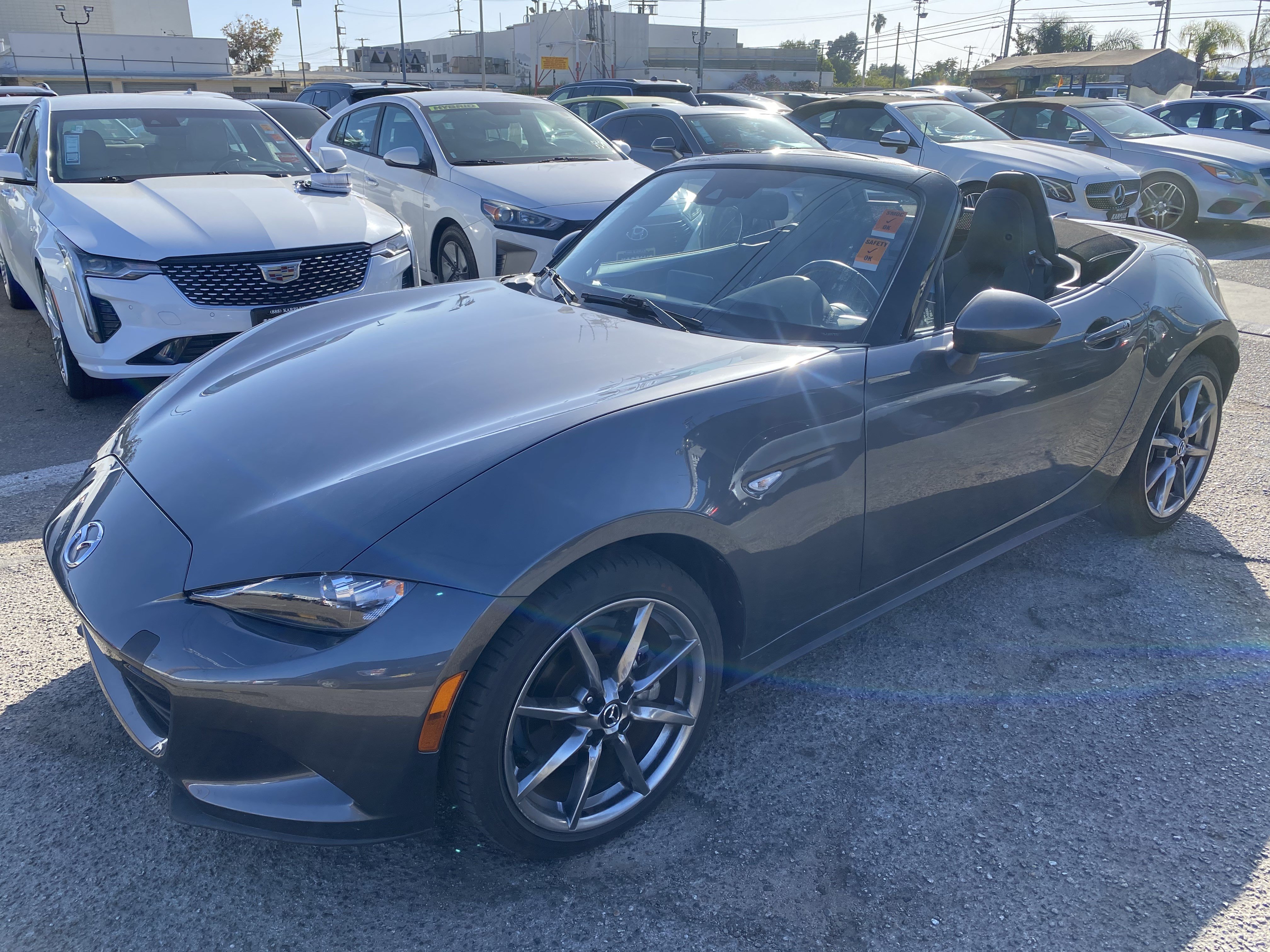 Used 2022 MAZDA MX-5 Miata Grand Touring w/ Weather Package RWD image 2
