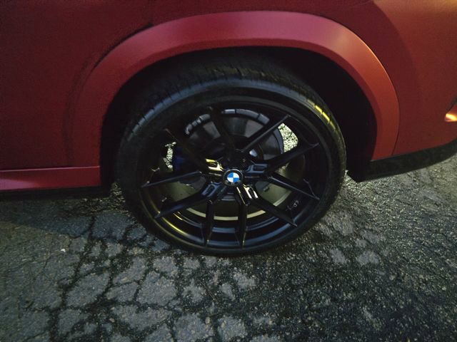 Used 2020 BMW X6 M50i w/ Executive Package image 29