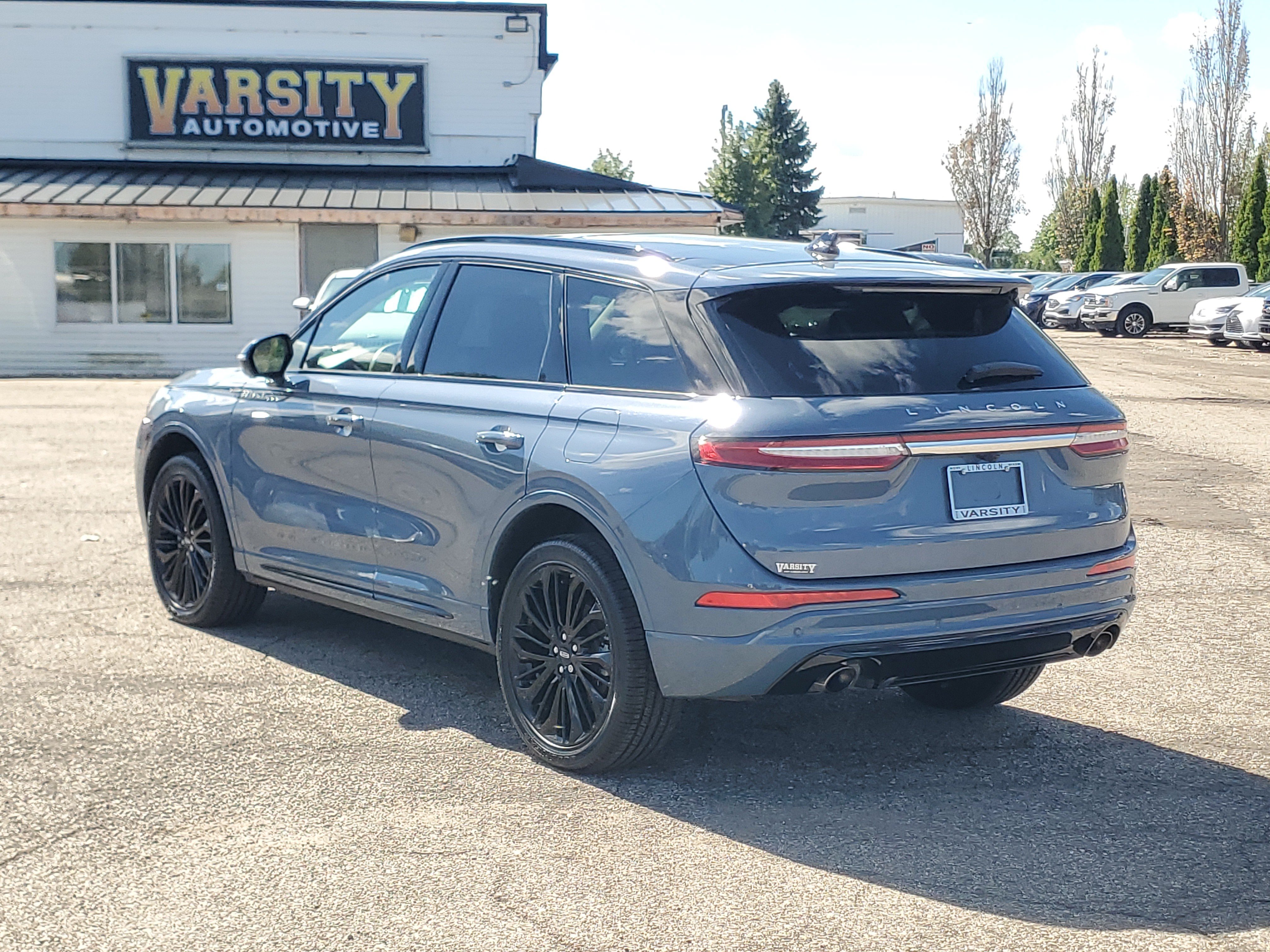 Certified 2024 Lincoln Corsair Reserve w/ Equipment Group 201A AWD/4WD image 4