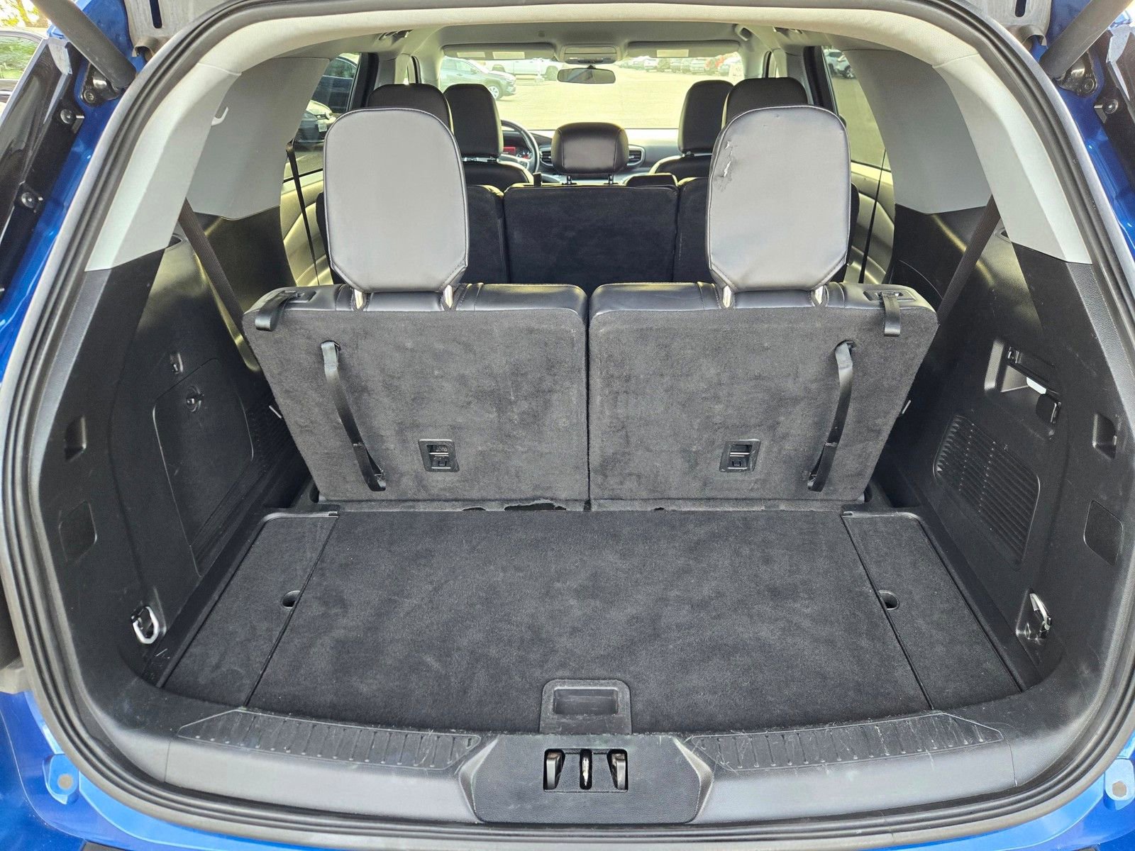 Used 2023 Ford Explorer XLT w/ Equipment Group 202A image 20