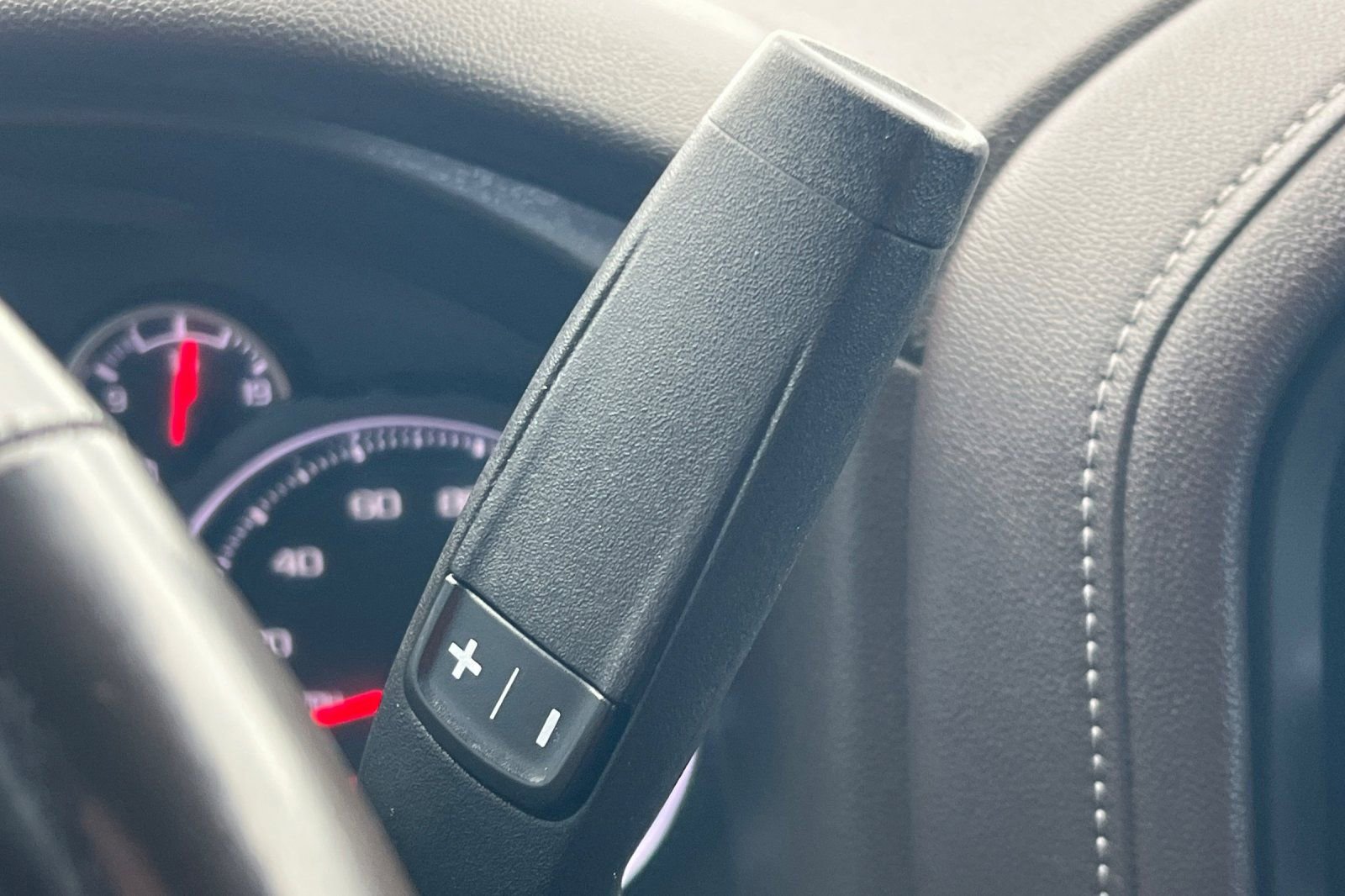 Used 2021 Chevrolet Silverado 1500 LT AWD/4WD image 21