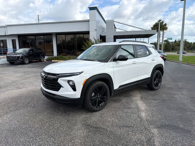 New 2026 Chevrolet TrailBlazer LT w/ Midnight Edition FWD video 2