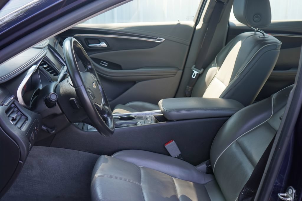 Used 2018 Chevrolet Impala Premier FWD image 9