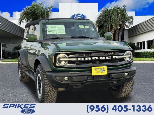 Certified 2023 Ford Bronco Outer Banks w/ Sasquatch Package AWD/4WD image 1