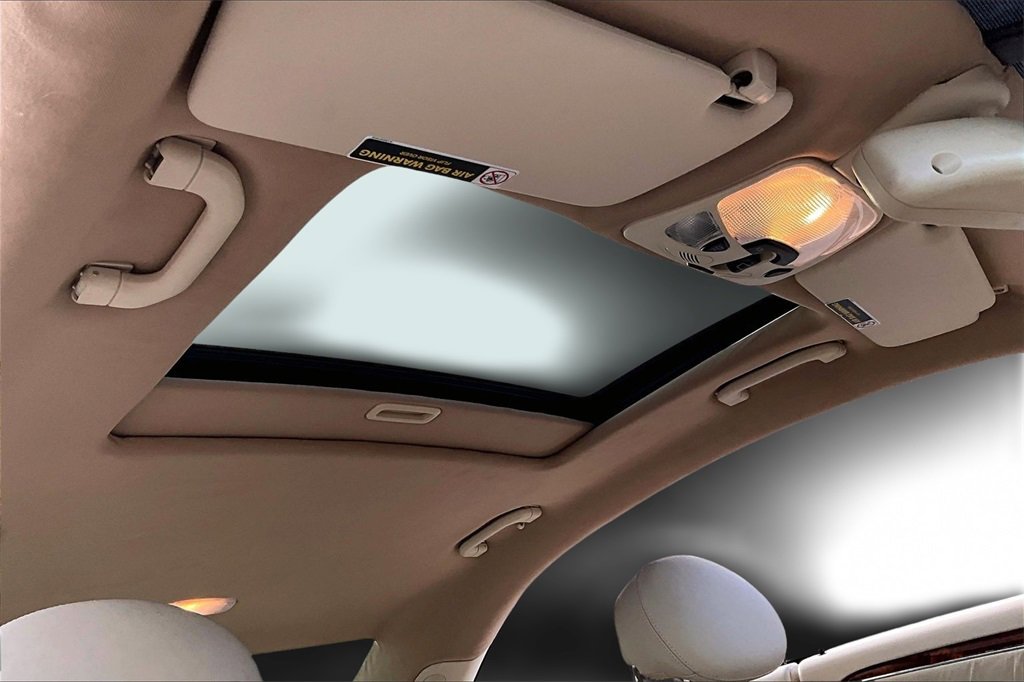 Used 2004 Mercedes-Benz CLK 320 CLK 320 image 24