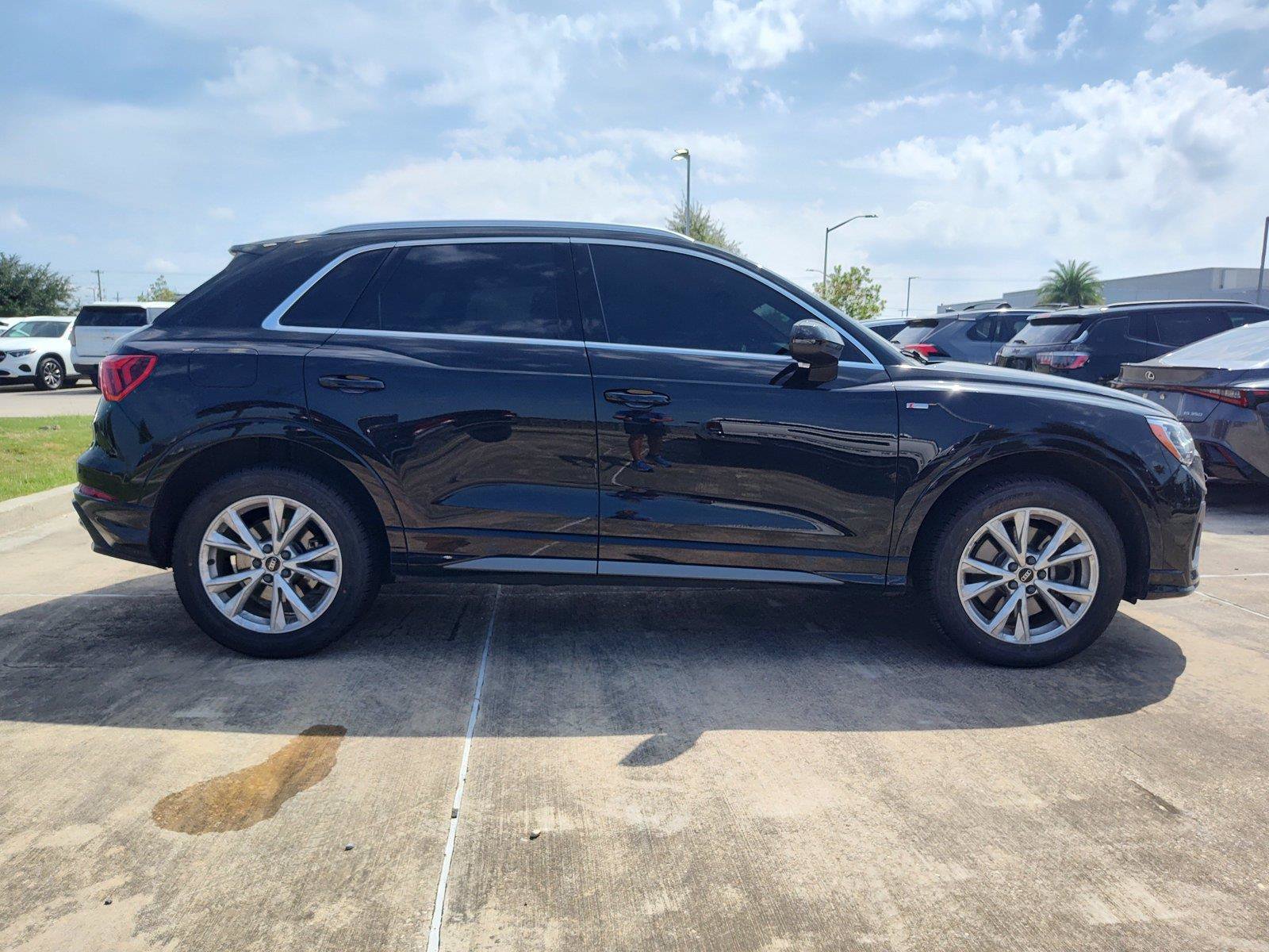 Used 2022 Audi Q3 2.0T Premium AWD/4WD image 9