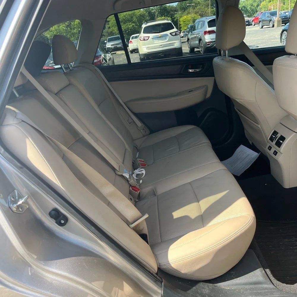 Used 2015 Subaru Outback 2.5i Limited AWD/4WD image 21