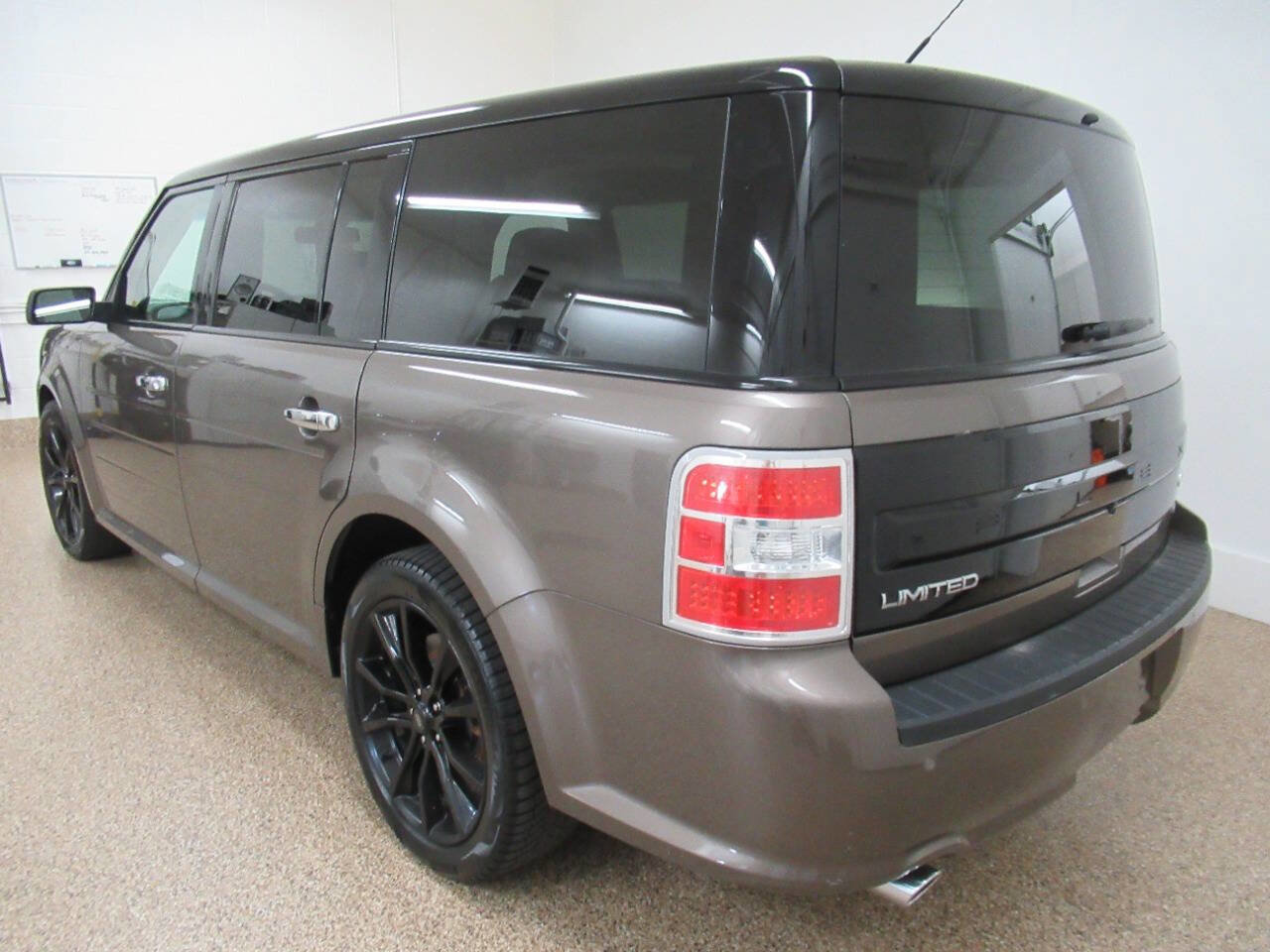 Used 2019 Ford Flex Limited w/ Limited Appearance Package image 3