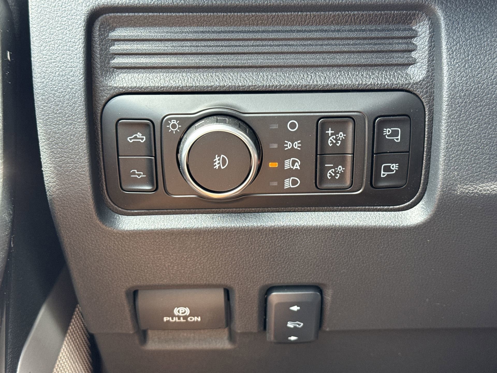 New 2025 Ford F250 Platinum image 61