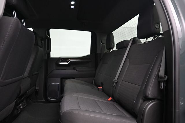Used 2025 Chevrolet Silverado 1500 LT AWD/4WD image 25