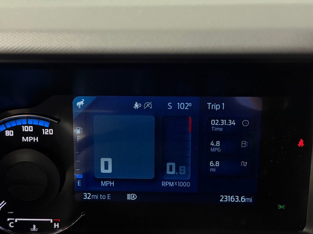 Used 2023 Ford Bronco Black Diamond image 14