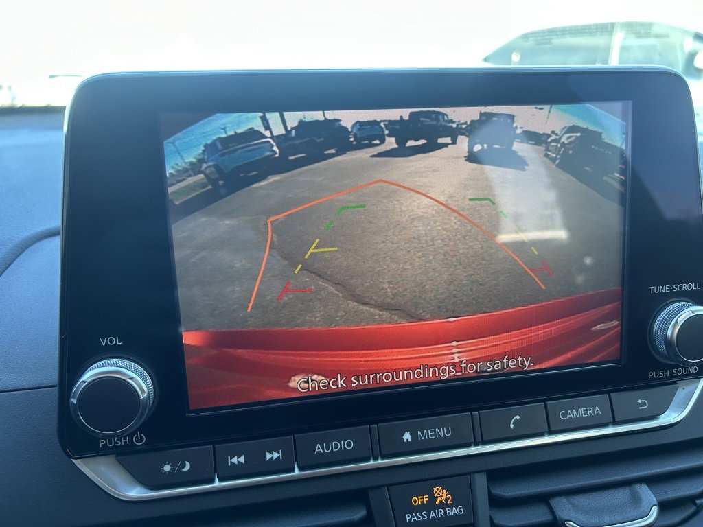 Used 2020 Nissan Altima 2.5 SR w/ Premium Package image 23