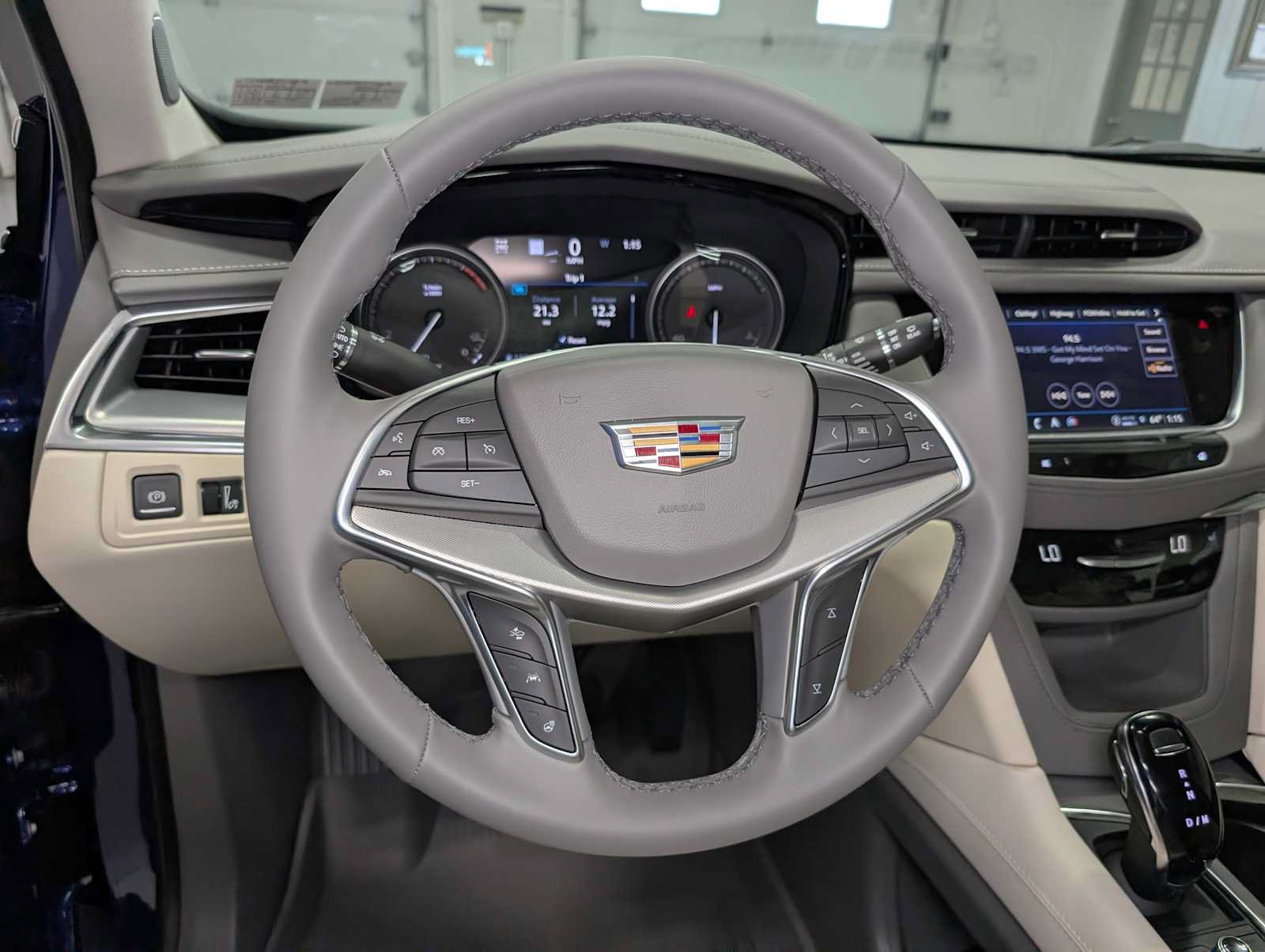 New 2026 Cadillac XT5 Premium Luxury w/ Driver Assist Package AWD/4WD image 33