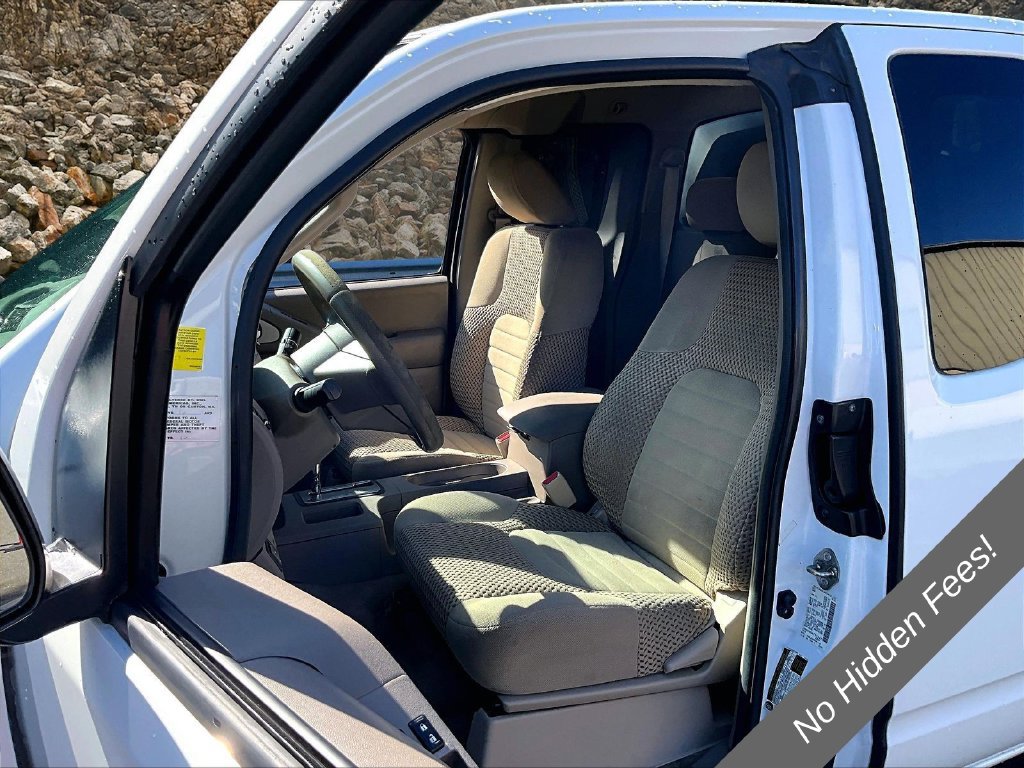 Used 2016 Nissan Frontier SV AWD/4WD image 18