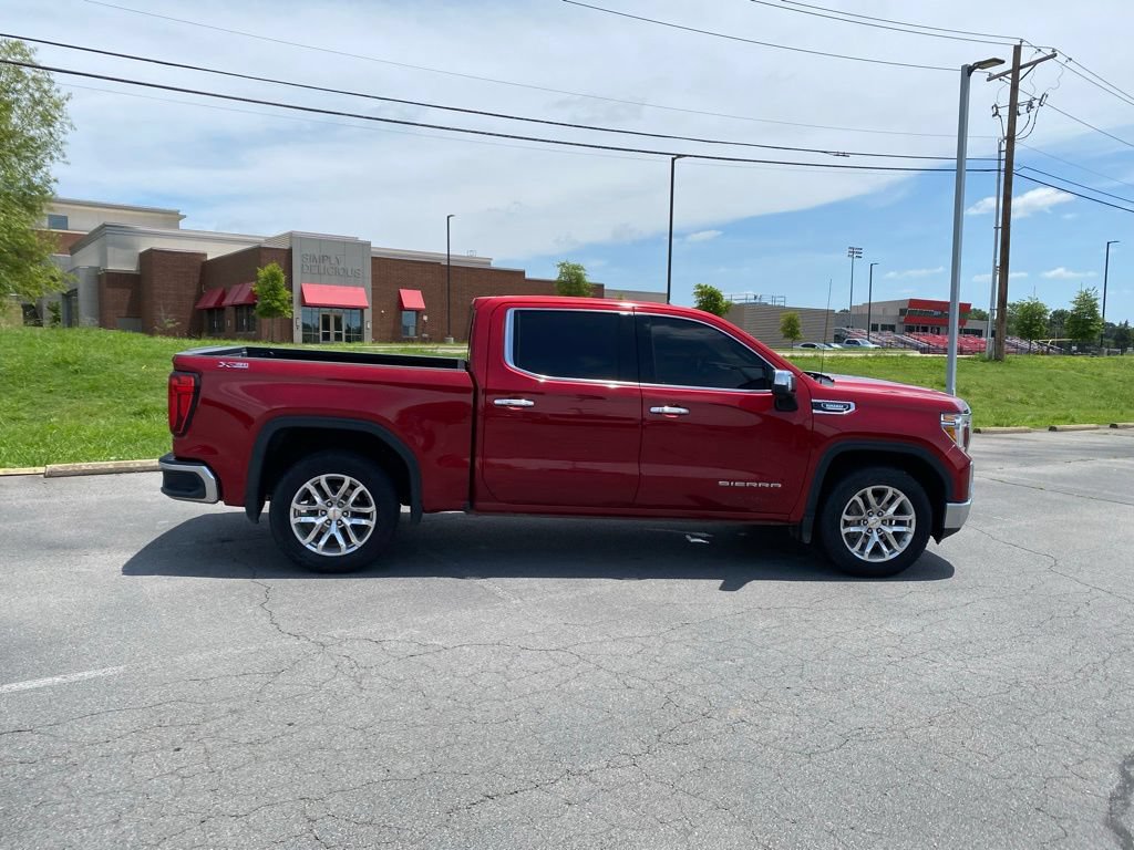 Used 2022 GMC Sierra 1500 SLT w/ SLT Premium Package AWD/4WD image 8