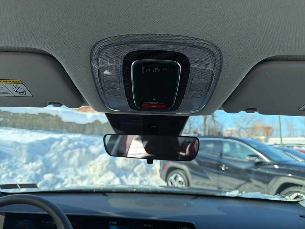 New 2026 Hyundai Kona SE image 18