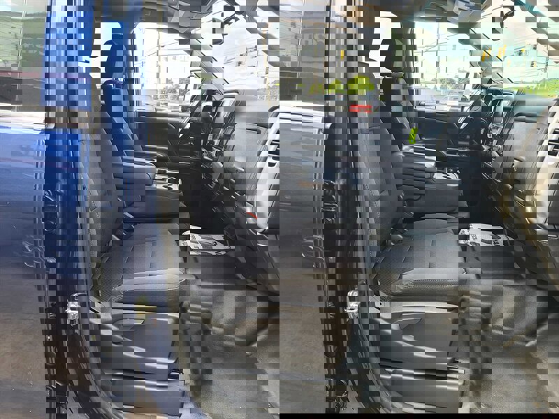 Used 2015 GMC Sierra 2500 SLE image 15