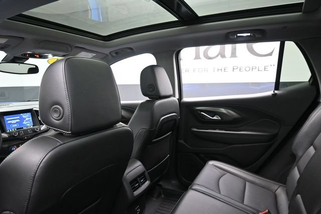 Used 2024 GMC Terrain SLT w/ Infotainment Package II AWD/4WD image 25