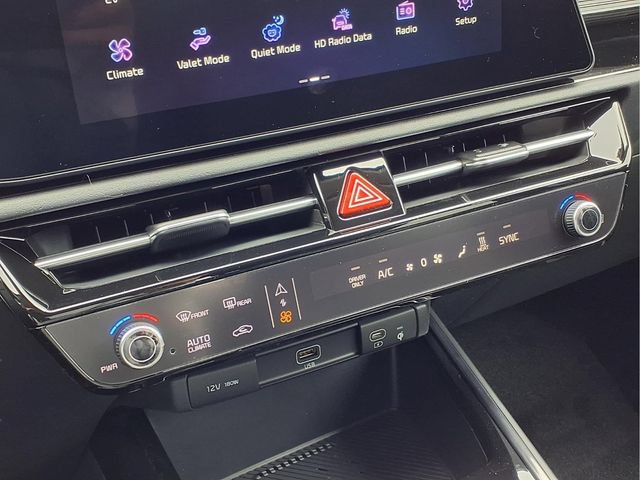 New 2026 Kia Niro Wind w/ Wind Preserve Package FWD image 5