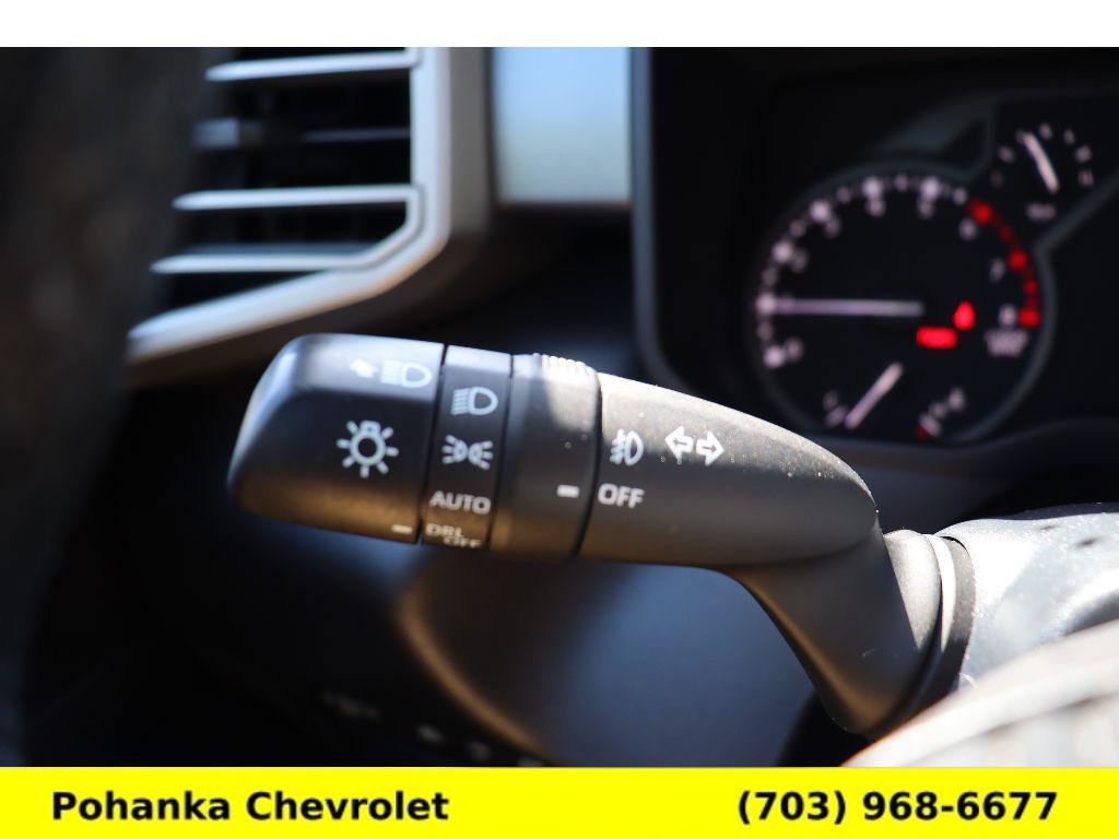 Used 2022 Toyota Tundra SR5 w/ TRD Off-Road Package AWD/4WD image 10
