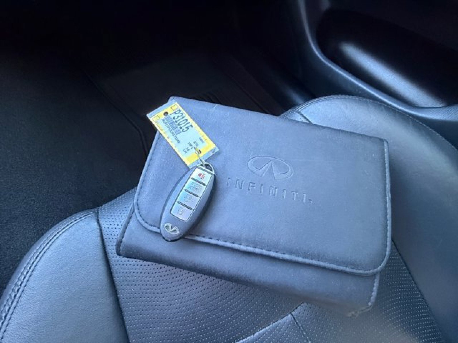 Used 2018 INFINITI Q70 L 3.7 image 22