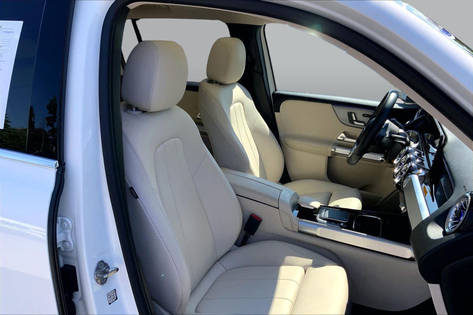 Certified 2022 Mercedes-Benz GLB 250 4MATIC image 8