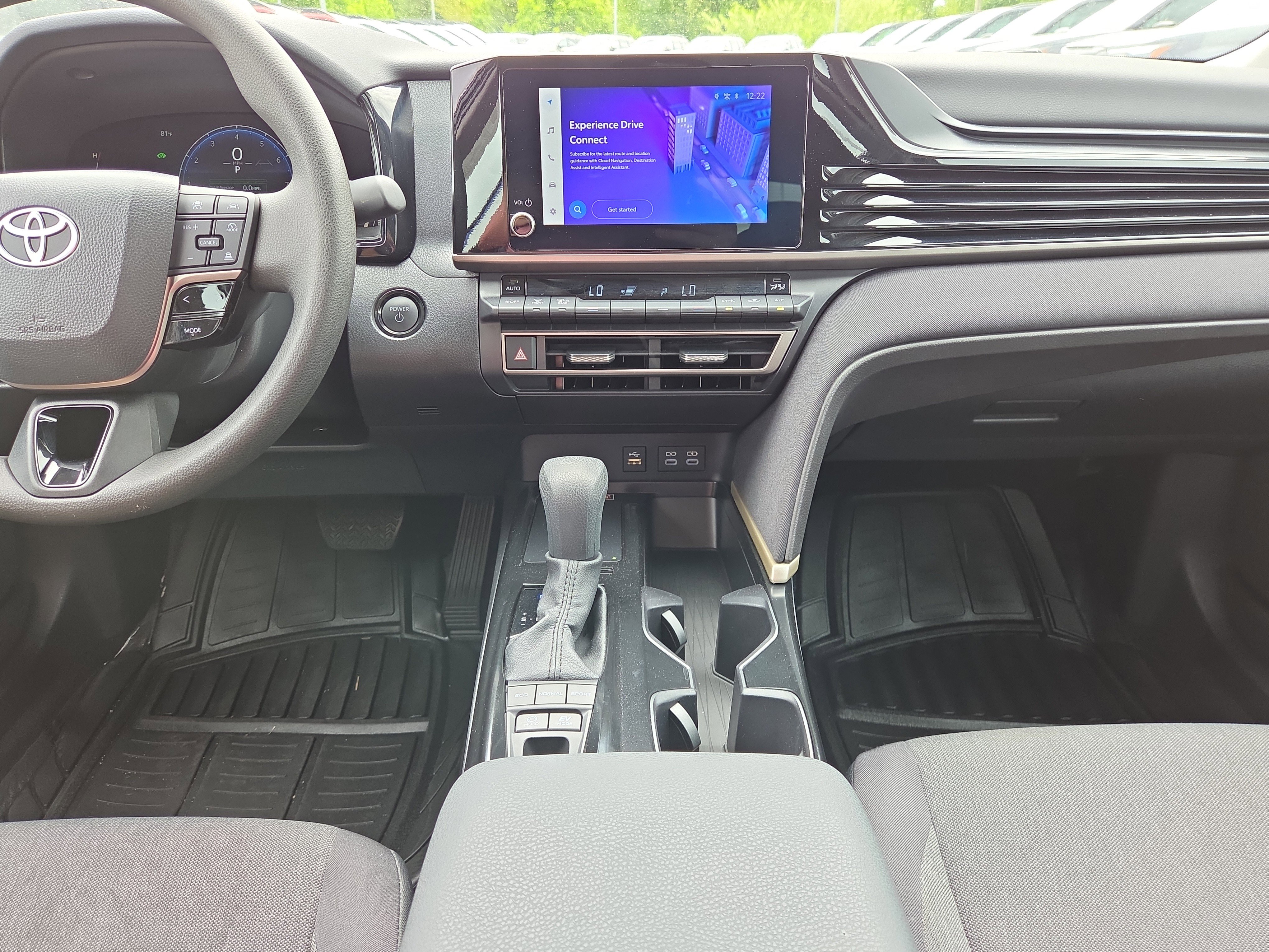 Used 2025 Toyota Camry LE FWD image 22