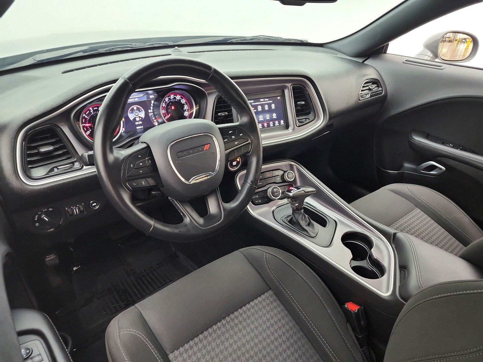 Used 2019 Dodge Challenger SXT RWD image 14
