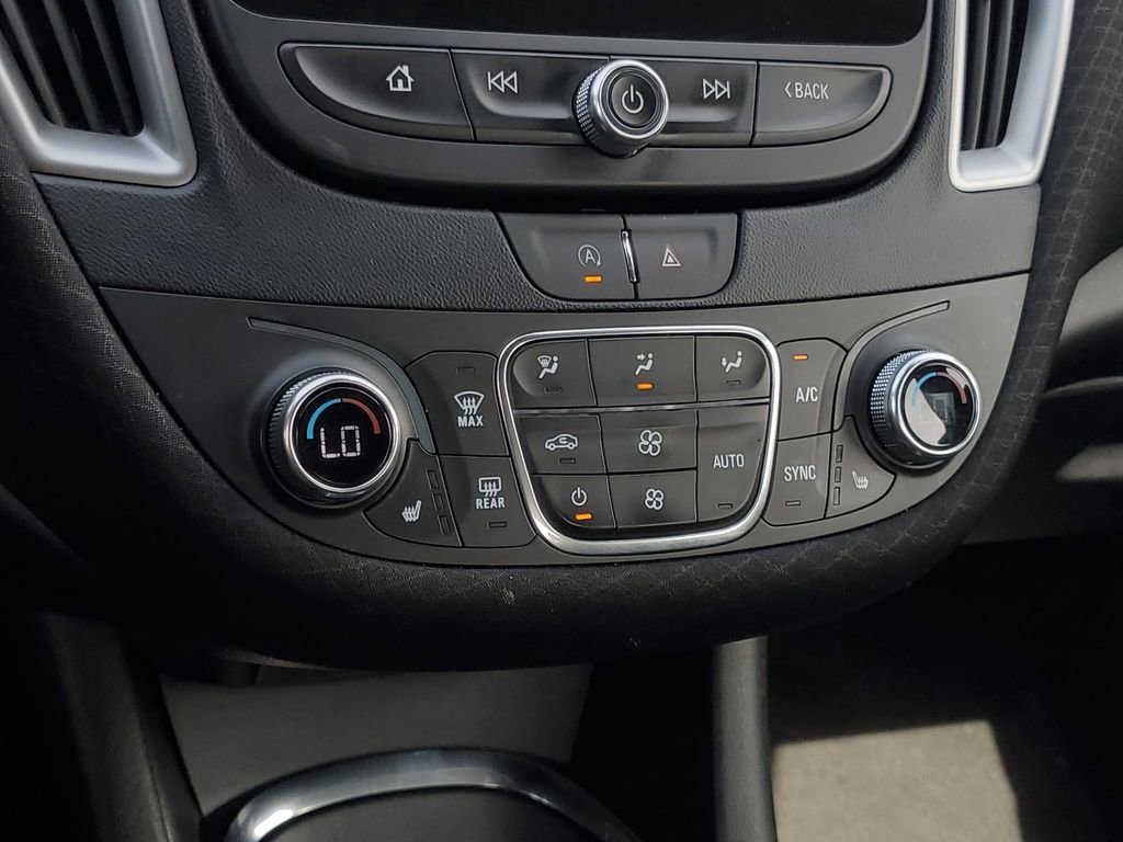 Used 2024 Chevrolet Malibu LT FWD image 24