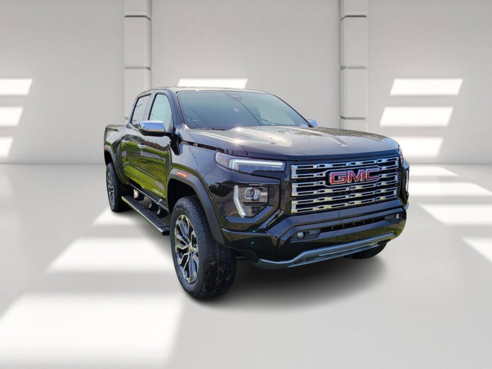 New 2026 GMC Canyon Denali AWD/4WD image 3