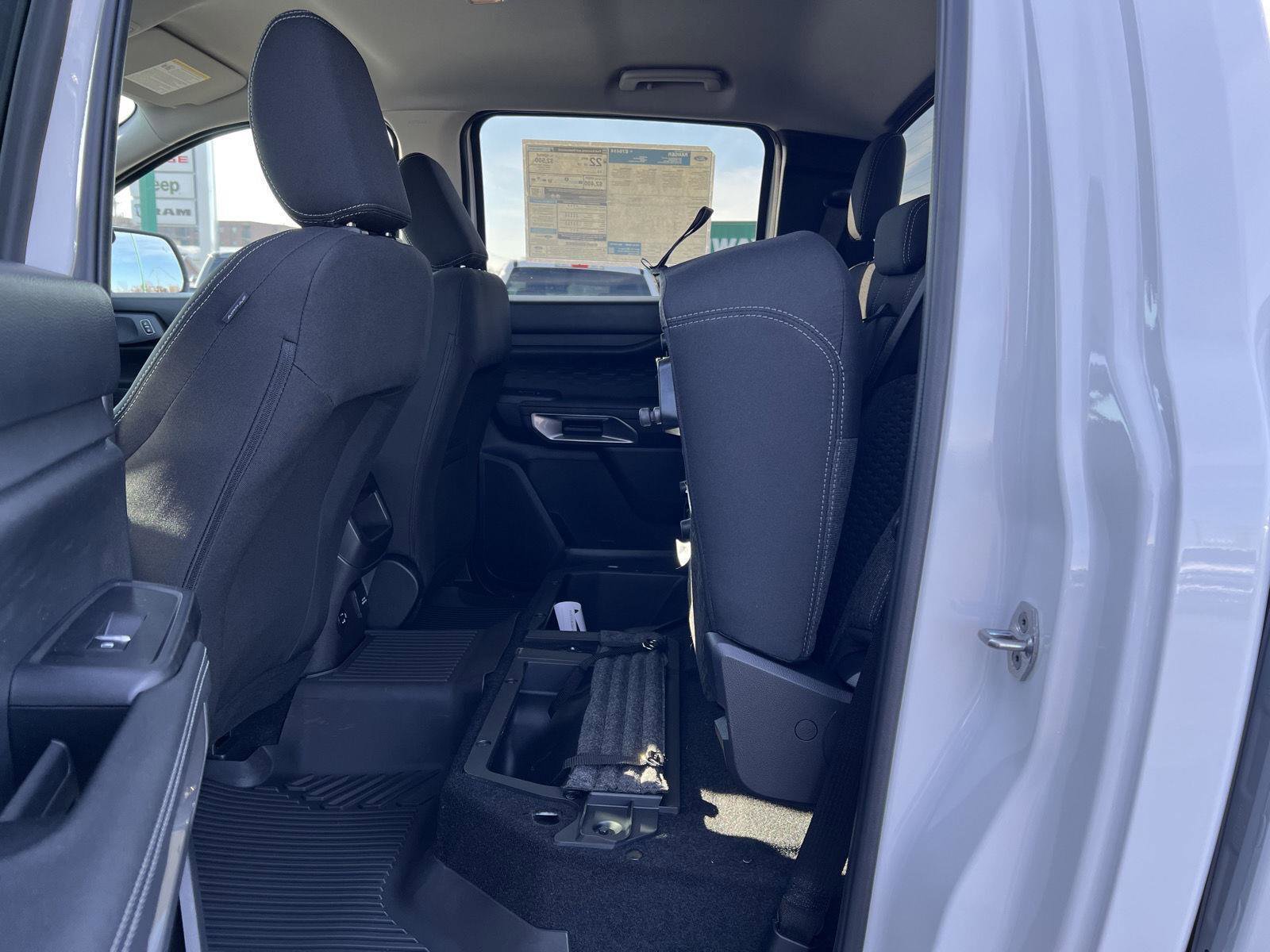 New 2025 Ford Ranger XLT w/ Equipment Group 301A High image 39