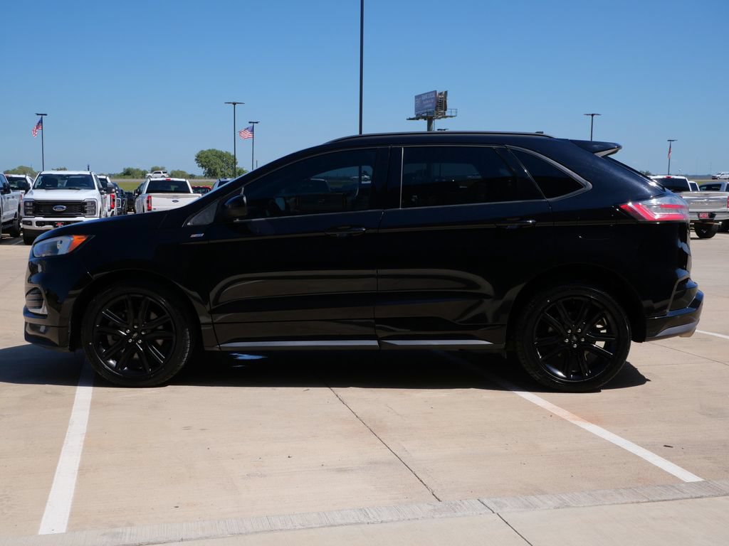 Used 2021 Ford Edge ST-Line FWD image 3
