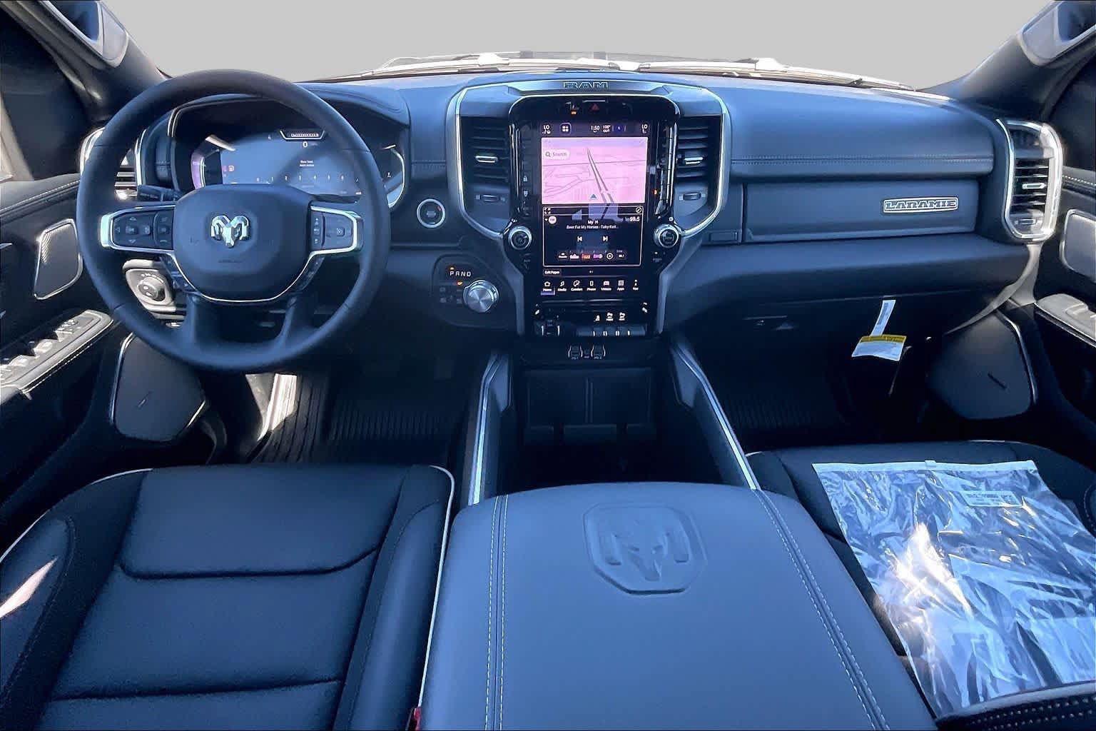 New 2027 RAM 1500 Laramie AWD/4WD image 5