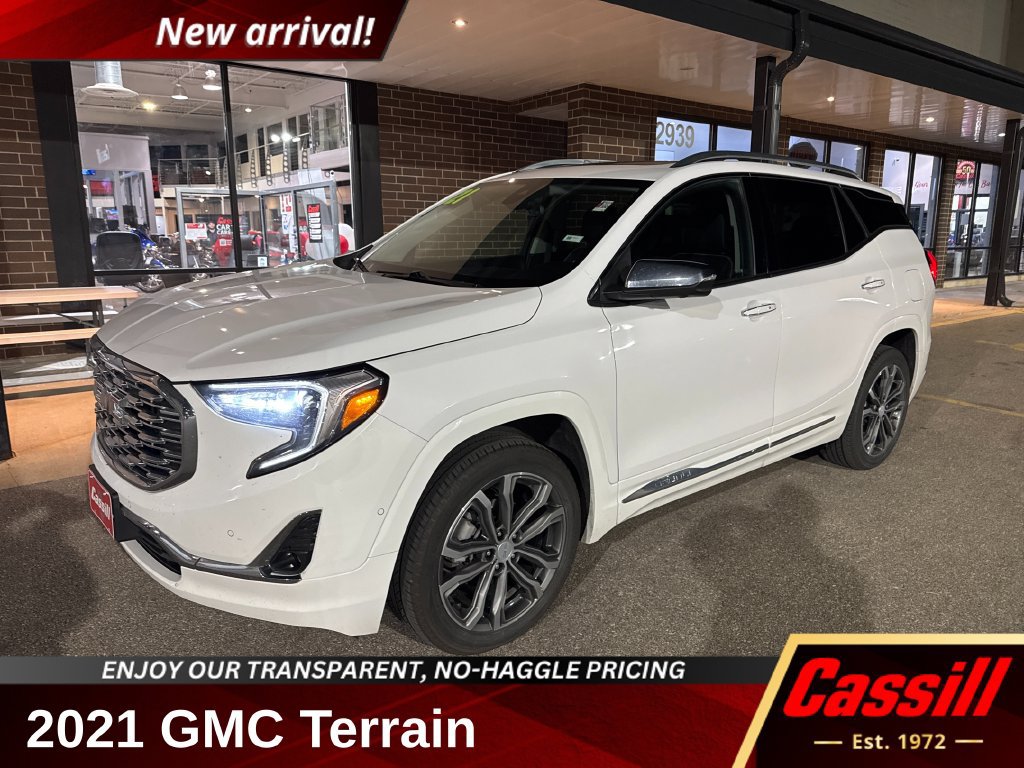 Used 2021 GMC Terrain Denali w/ GMC Pro Grade Package